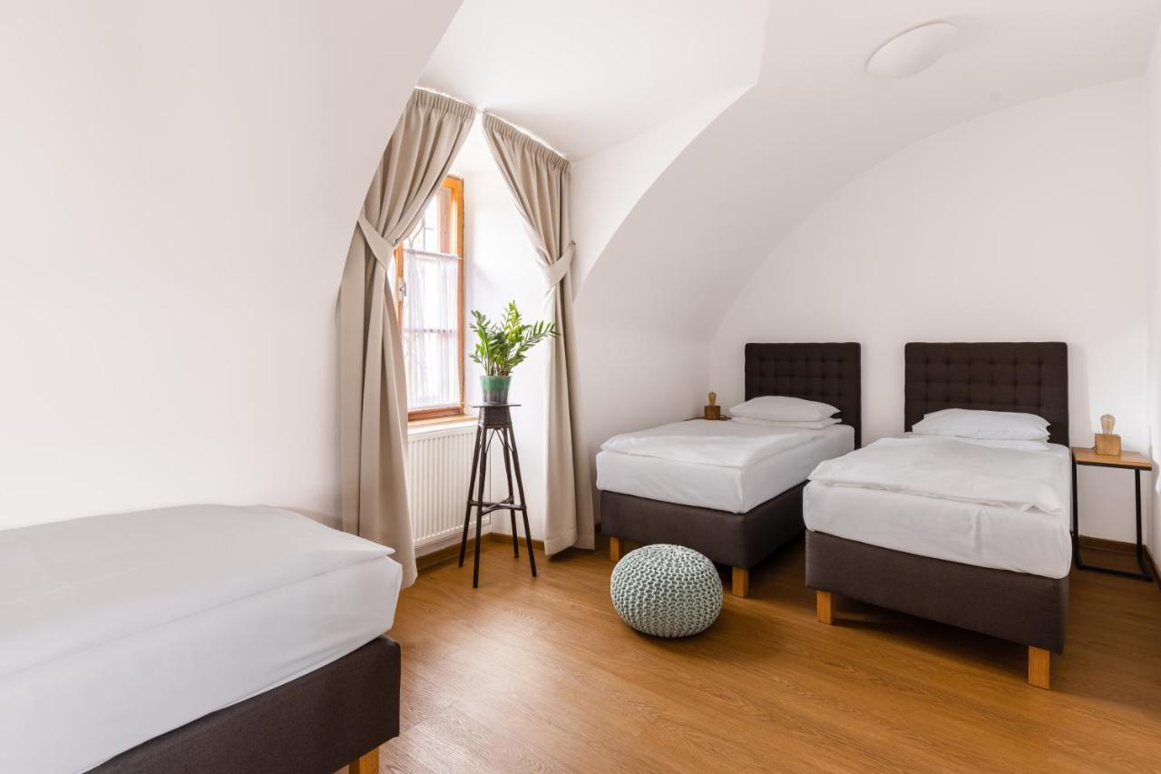 Hotel Baroko Прага Екстер'єр фото